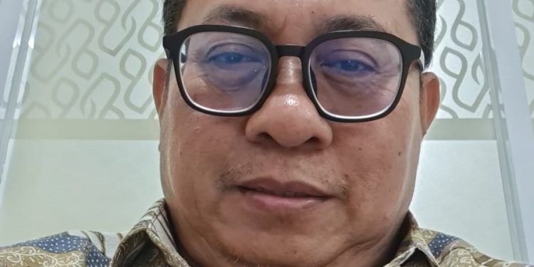 Geliat Bayang-Bayang Sang Mantan