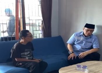 Menjenguk Sahabat Jurnalis, Helmy Santika Bawa Semangat dan Harapan
