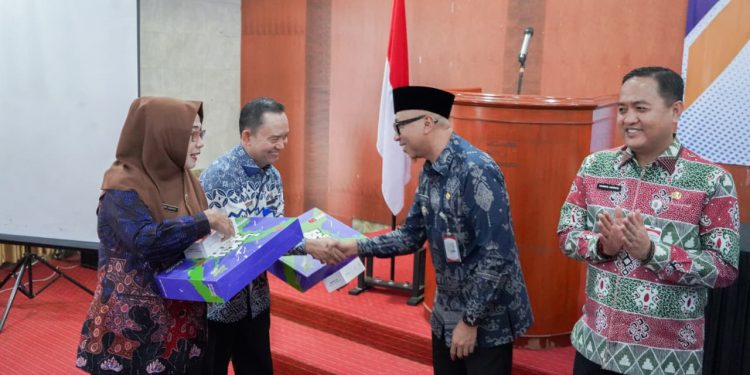 Gubernur Mirza: Masa Depan Lampung Ada di Ruang Kelas
