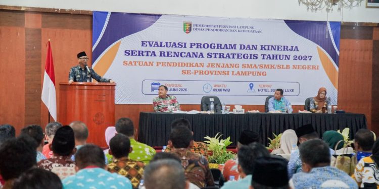 Gubernur Mirza Dorong Sekolah Fokus Antar Siswa ke PTN
