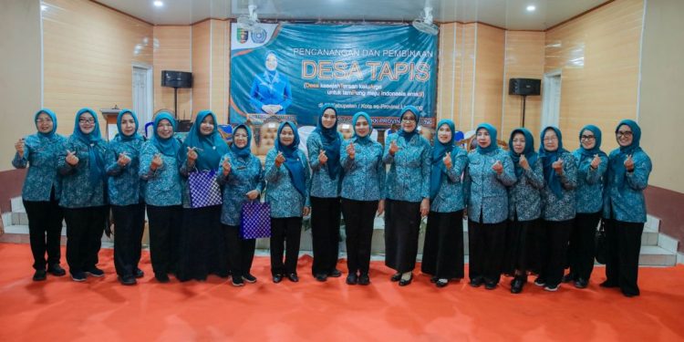 Purnama Wulan Canangkan Desa TAPIS di Tulang Bawang
