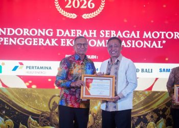 Gubernur Mirza Raih Penghargaan Penguat Pertanian Daerah