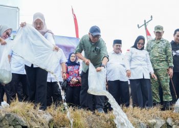33 Ribu Benih Ikan Ditebar di Mesuji, Mirza: Jangan Disetrum!