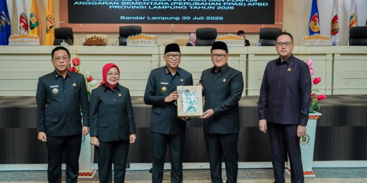 Raperda APBD Lampung 2025 Disepakati, DPRD Soroti Layanan Publik