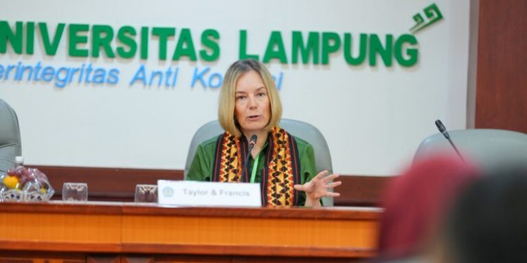 Unila Bersama BKS PTN Barat Perkuat Tata Kelola Jurnal Menuju Indeksasi Global