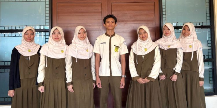 8 Siswa SMA Al Kautsar Melaju ke OMI Tingkat Provinsi
