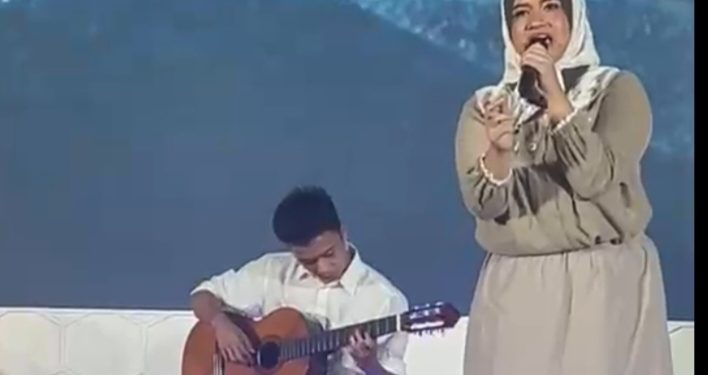 Tampil di Puncak Bulan Bahasa dan Sastra, Tim Musikalisasi SMA Al Kautsar Mendapat Pujian dari Menteri